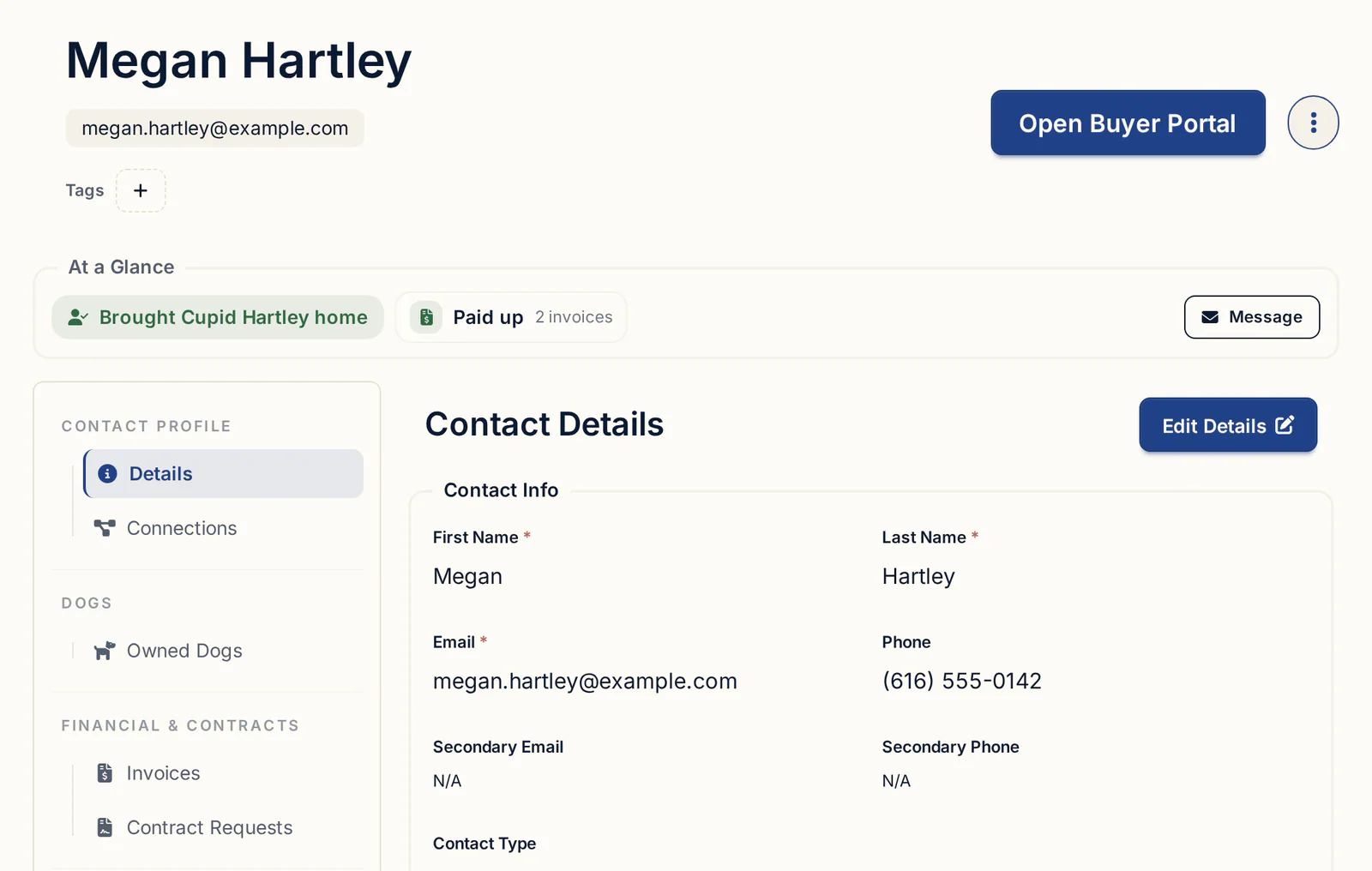 A puppy buyer's contact record in BreederBuddy showing At a Glance badges and tabs including Invoices
